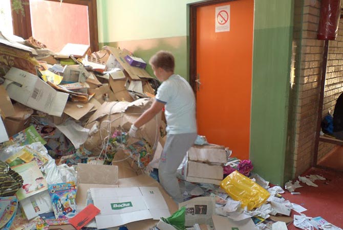 Paírgyűjtésiakció volt az iskolában a héten képek